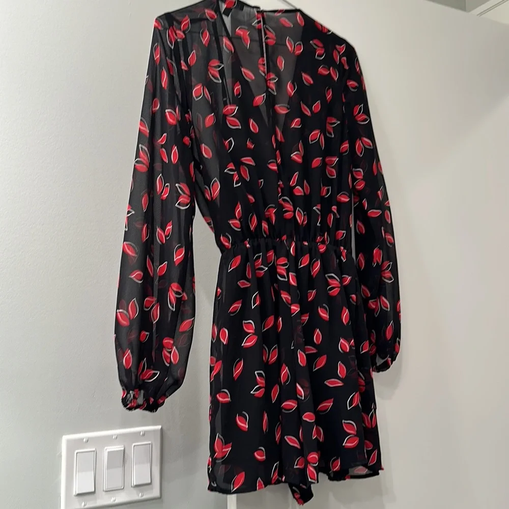 Express Romper - Picture 5 of 6